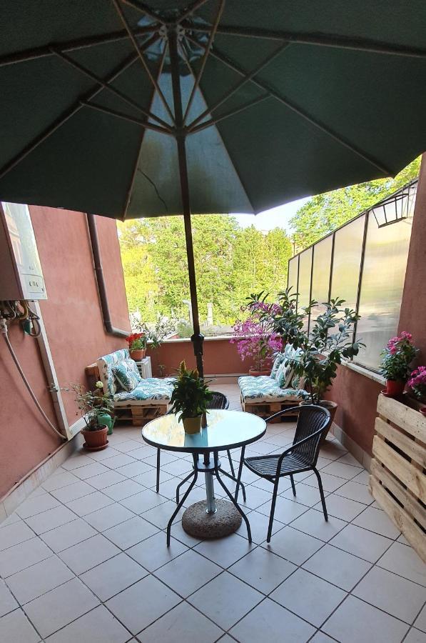Chic 'N Charme Trastevere Terrace 2 Рим Экстерьер фото